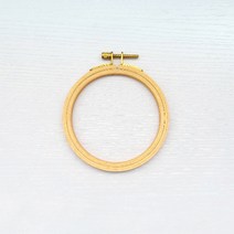 더스타일 원목 원형 십자수틀 12.5cm, 혼합색상, 1개
