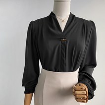 끌레느모네 여자 긴팔 브이넥 소매 프릴 블라우스