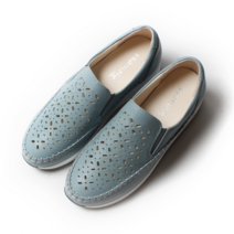 쌈지맨 펀칭 플라워 디테일 캐주얼 슬립온