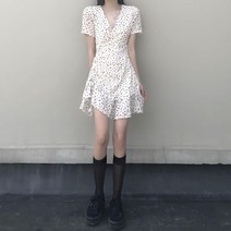 DM 도트 크로스 브이넥 미니 원피스