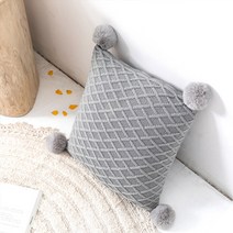 폼폼 볼 포인트 니트 쿠션, 그레이