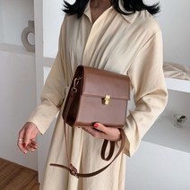 스퀘어 휴대용 캐주얼 크로스백