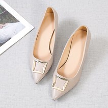 패셔너블 사각 엠블럼 포인트 펌프스 하이힐 5cm