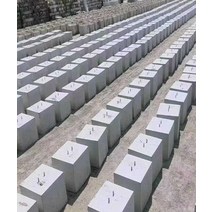 주춧돌 콘크리트 휀스 멀티 철물 기둥 기초 농막 문의, 짙은회색