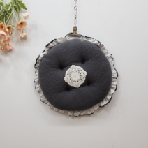 [미술관] 원형방석 중간크기 45R 피그먼트 프릴 의자방석 카페방석 애완방석