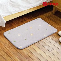 [다이소]뽀글이자수쿠션발매트(약45x75 cm)-1035862