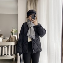 쇼트 디자이너감 패딩 여 2022년 여성 가을 겨울 화이트 오리털 여성 도매