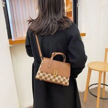 닥스키즈 레트로 가방 여성 2022 새로운 패션 핸드백 유럽과 미국 패션 원 숄더 한국어 버전 격자 무늬 메신저 작은 사각형 가방