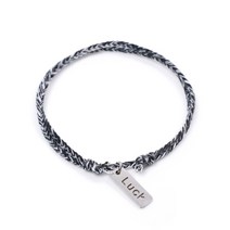 제이반스클래식 행운을 빌어주는 LUCK팬던트 매듭 실팔찌 C2101 AC723 BK