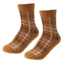 빈티지 양모 양말 1 쌍 클래식 스트립 디자인 스타일 따뜻한 양말 패션 양말 여성용 따뜻한 겨울 양말.