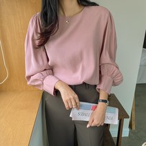 심플셔링루즈핏블라우스