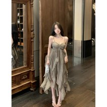 캉캉 원피스 샤랄라 골드 그린 다층 주름 탱크톱 원피스녀