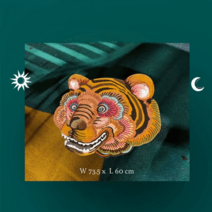 호랑이러그 타이거 매트 침실 거실 바닥 특이한 출입문