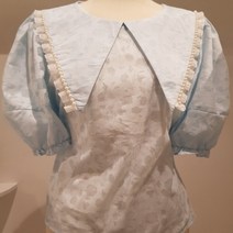 엔코코 앤코코 크롭블라우스 진주빅카라 블라우스