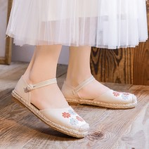 오래된 자수 신발 자수 신발 일자리는 미끄럼 방지하고 플랫은 통이 적다 전통꽃신 전통신발 꽃신 이쁜신발 수제화 수제신발 자수신발