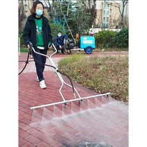바닥물청소기 유선 고압분사기 바닥 수세미 물총, 큰 바퀴는 약 70cm이고 5구 바닥 청소 헤드