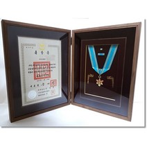 아트팜 호두나무 원목 2구 접이식 동탑산업 훈장액자, 글씨x