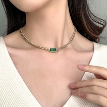 다왕 ZNT009 그린 원석 포인트 골드 사슬 언발 목걸이 [써지컬스틸] 선물상자증정 파우치증정 체인 블링 러블리