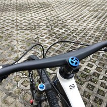 묘기 자전거 BMX 외발 누워서타는 전체 탄소 섬유 MTB 핸들 바 통합 BMX 레이싱 자전거 UD 매트 720/740/76, 06 760X40