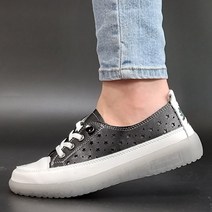 여자 별 펀칭 슬립온 스니커즈 단화 가죽 운동화 (2컬러 블랙 화이트)