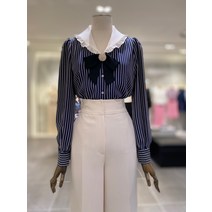 모조에스핀 러플장식 와이드카라넥 블라우스 S233MSC001ST