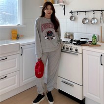 퍼니걸스 6053 루즈핏 불독 프린팅 맨투맨 조거 트레이닝 세트 여성의류