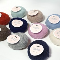 클리 리네아실 울실 알파카실, 101 백아이보리