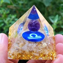 천연석 원석 차크라 자수정 파워스톤 orgonite 피라미드 크리스탈 에폭시 수지 오르곤 에너지 생성기 치유 reiki 명상 책상 장식품 공예