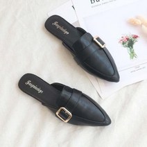 여자 발편한 금장식 버클 뾰족코 블로퍼 뮬 슬리퍼