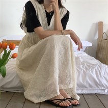 라엔 브이넥 레이스 자수 민소매 뷔스티에 롱원피스