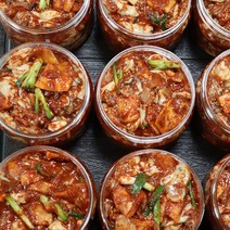 통영 생굴무침 1통(500g) 수압으로 상처없이 깐 신선생굴 /굴함량 60%, 500g, 1개