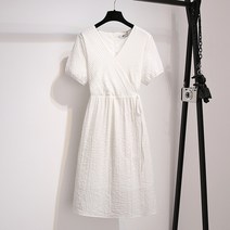 빅사이즈 V넥 블랙 화이트 a라인 심플 뱃살 덮는 반팔 원피스