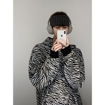 얼룩말 프린팅 후드티