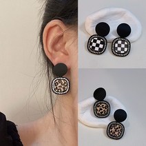 춘게엘 925 실버 침 기하학 패치 바둑판 체크 모던 이어링 wdn7026