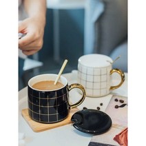 카페머그컵 손잡이 제작 커피 화이트 티그린 수입, 도트무늬 블랙 컵