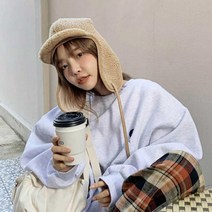 여성용 겨울 귀달이 방한 패션 모자 뽀글이 코디 귀마개모자방한모 뽀글이모자 여성방한모자 귀달린겨울털