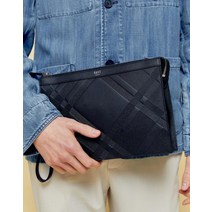 23SS [DAKS BASIC] 미디움 블랙 사선체크 클러치백(사이드 확장형) DBBA3EE17BK