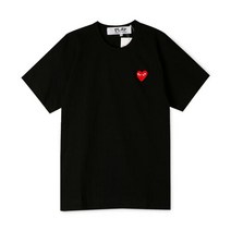 꼼데가르송 남성 레드하트 블랙 반팔티 AZ T108 051 1