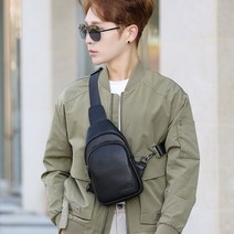 담앤드솜 가죽 모던 슬링백 크로스백 체스트백 남성 여성 남자 여자 직장인 레더 여행 여행용 가방 메신저백 색 등산 백 폰 쌕 40대 50대 60대