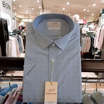 맨하탄셔츠 NC서면점 #여름신상 #가격인하 #슬림핏 반팔 면 혼방 스카이블루 땡땡이무늬 포인트 슬림핏 셔츠 [25Z7032]