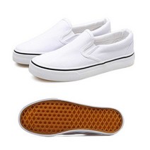 가벼운 신발 커플 신혼 여행 준비 캐주얼 스타일 코디