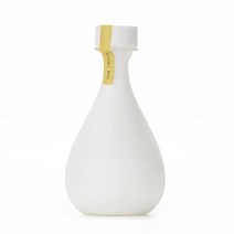 ESSCENTIALS 윈터 화이트 모이스처라이저 | 경량 모이스처라이징 로션 주니퍼와 세이지의 미묘한 노트가 특징인 85g 90mL, Lazy Summer ESSCENTIALS