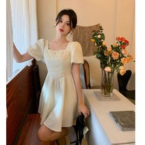 여름 스퀘어넥 얌전한 미니 걸리쉬 휴양지 원피스 시원한 여행용 30대 수입 아방한 SY