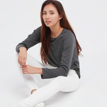 유니클로 여성용 실키 스트레치 코튼 라운드넥 티셔츠(긴팔 레이어드 포함) 439062/444513