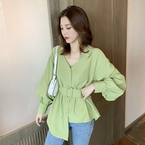 제이블리 언발 브이넥 벨티드 블라우스