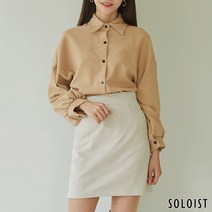 [솔로이스트] 루즈핏 셔링 커프스 블라우스 SADM4104