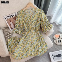 DFMEI A라인 스커트 네크라인 플레어 소매 플라워 미디 트임 원피스