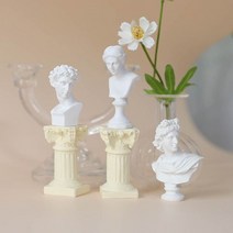 비너스 미니 석고상, 기둥