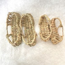 짚신/ 짚신한켤레/ 전통소품/ 민속소품/ 민예품/ 연극소품/ 생일선물/ 쓸모없는선물/ 이색선물
