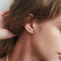 클루(CLUE) 당일배송 C컬렉션 빈티지 펜던트 실버귀걸이_골드컬러 CLER21906CYY